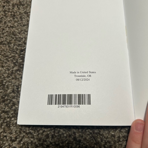 Wilted Flowers Navigating Motherhood with Mother-wound By Divi Maggo Booke - Picture 3 of 7